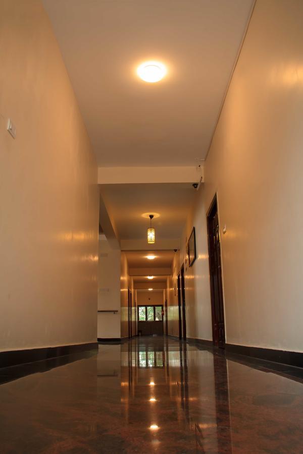 Tiruchirappalli Hotel Sri Hayagriva חדר תמונה